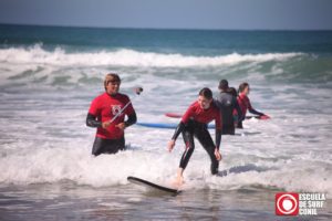 Surfkurs im Surfcamp in Spanien, Andalusien